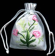 Sache perfumado turco bordado a mao